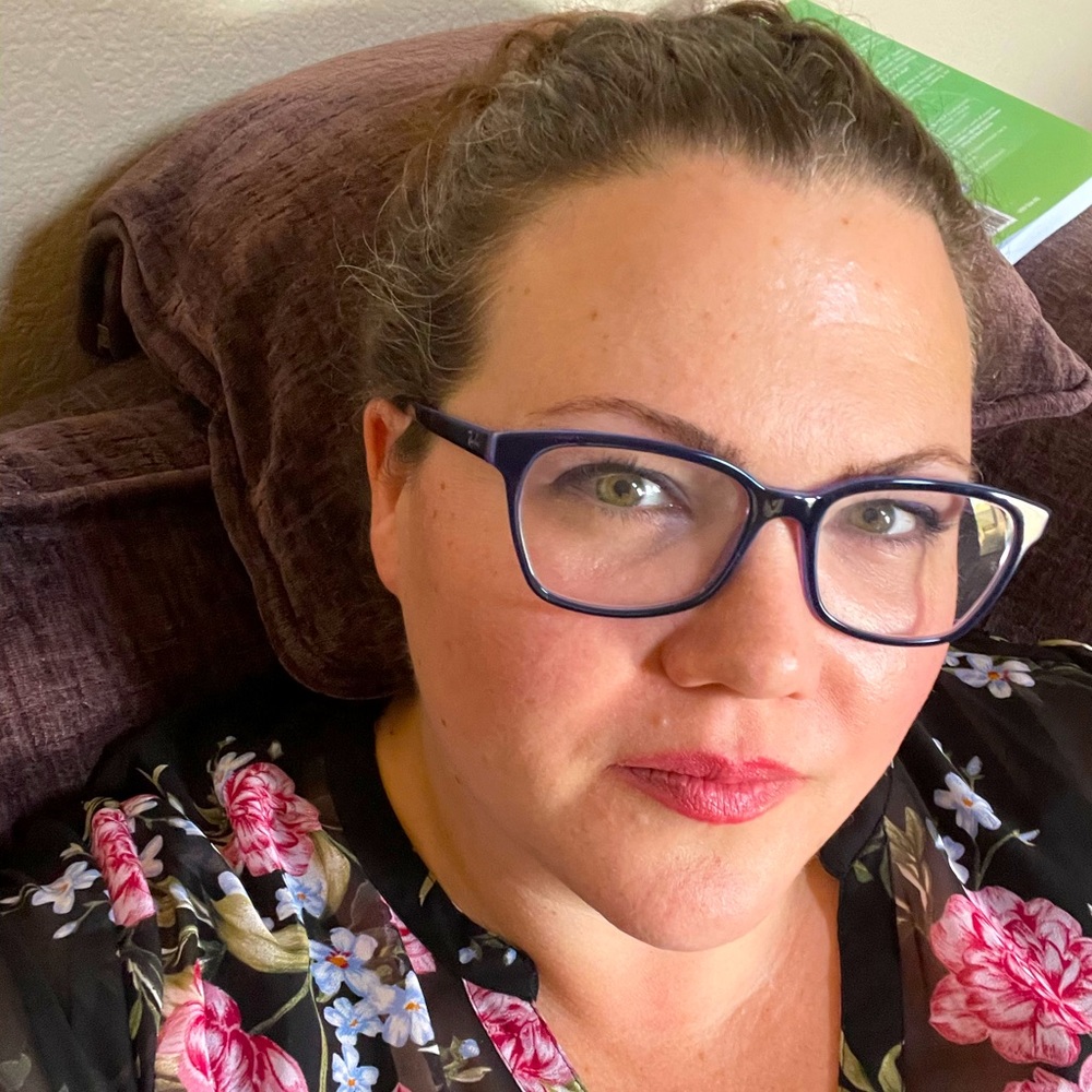 Meet your Posher, Taira